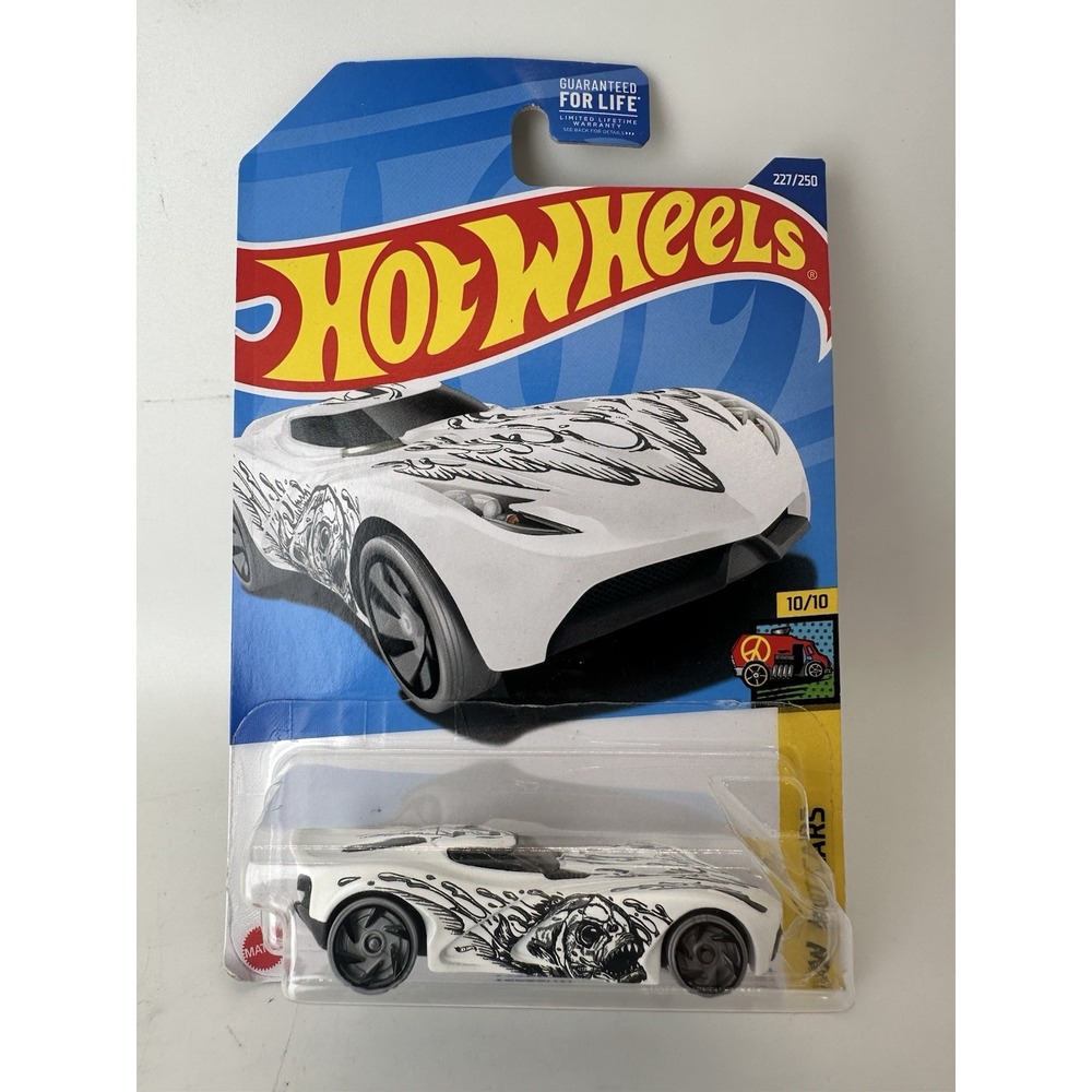 2022 Hot Wheels Velocita White Piranha HW Art Cars 10/10 #227/250 Sealed